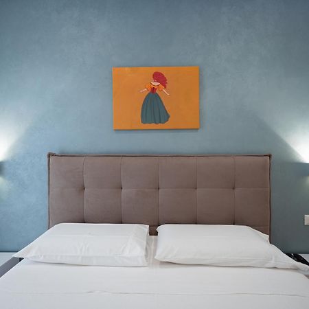 Nazzarooms Naples Luaran gambar