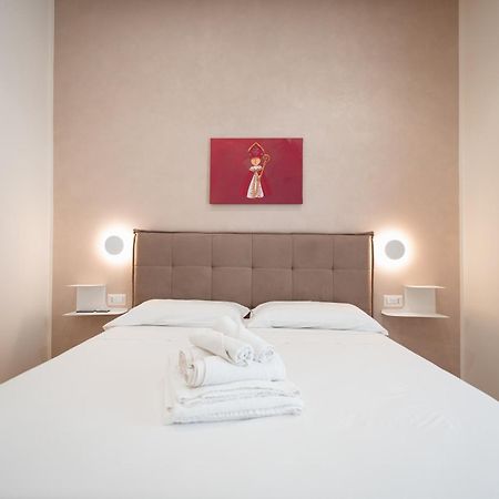 Nazzarooms Naples Luaran gambar