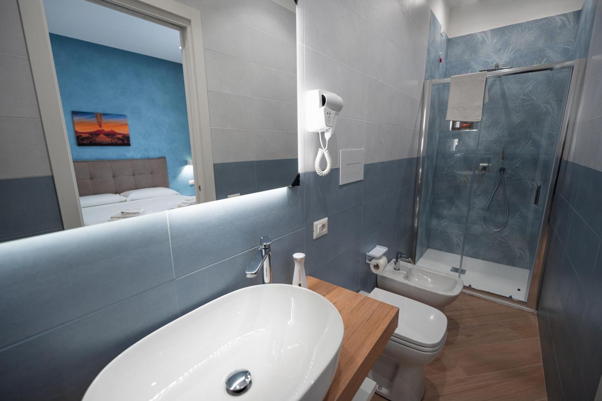 Nazzarooms Naples Luaran gambar