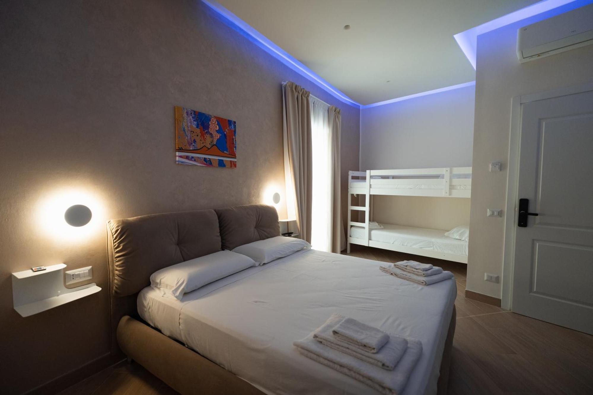 Nazzarooms Naples Luaran gambar